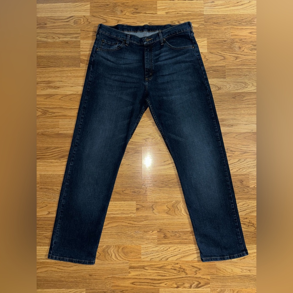 Wrangler Relaxed Fit Straight Leg Jeans Men’s Size 36x32 Dark Blue Wash Pockets